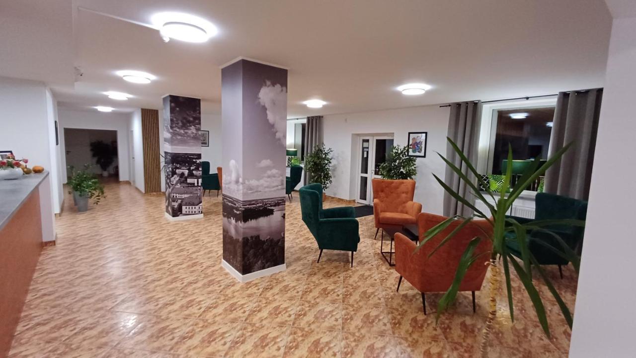 Hotel Piast Myślibórz エクステリア 写真
