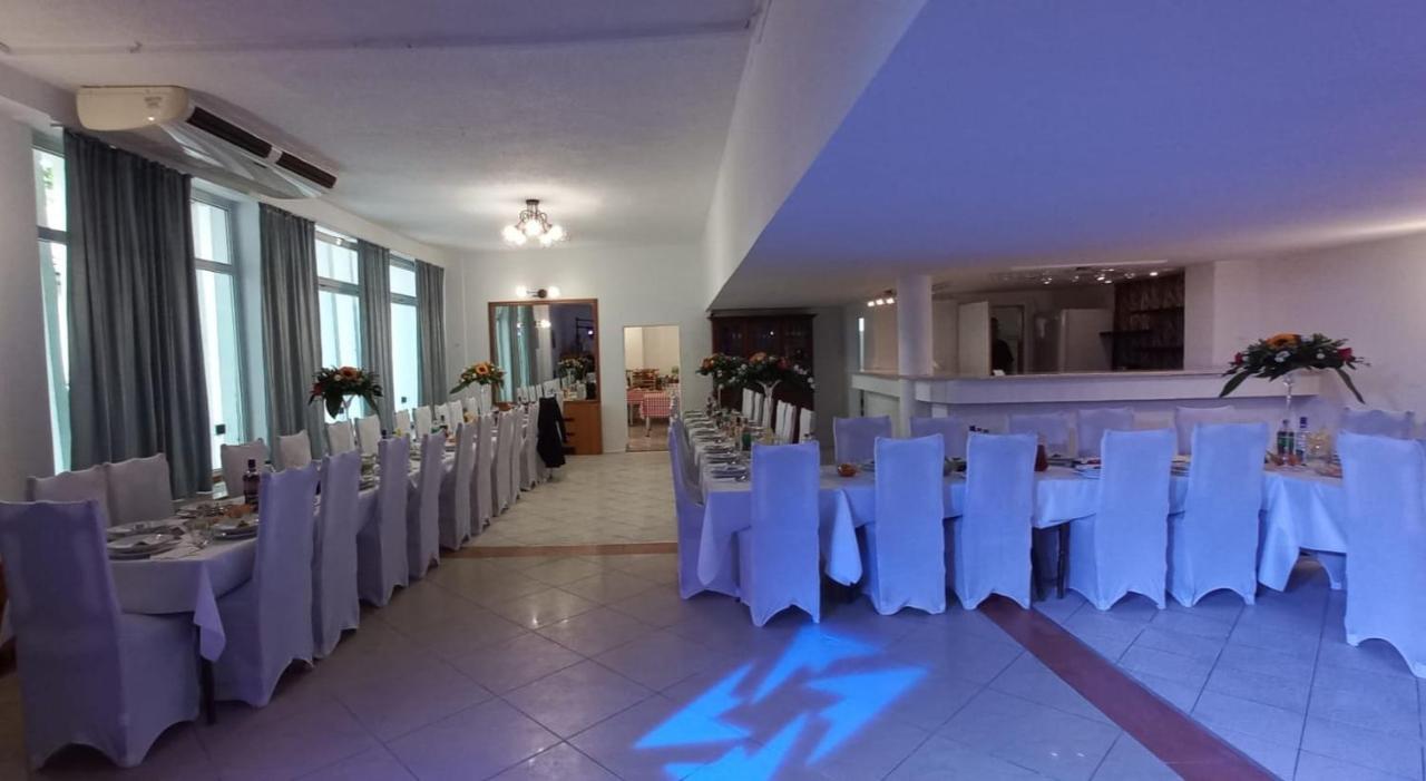 Hotel Piast Myślibórz エクステリア 写真