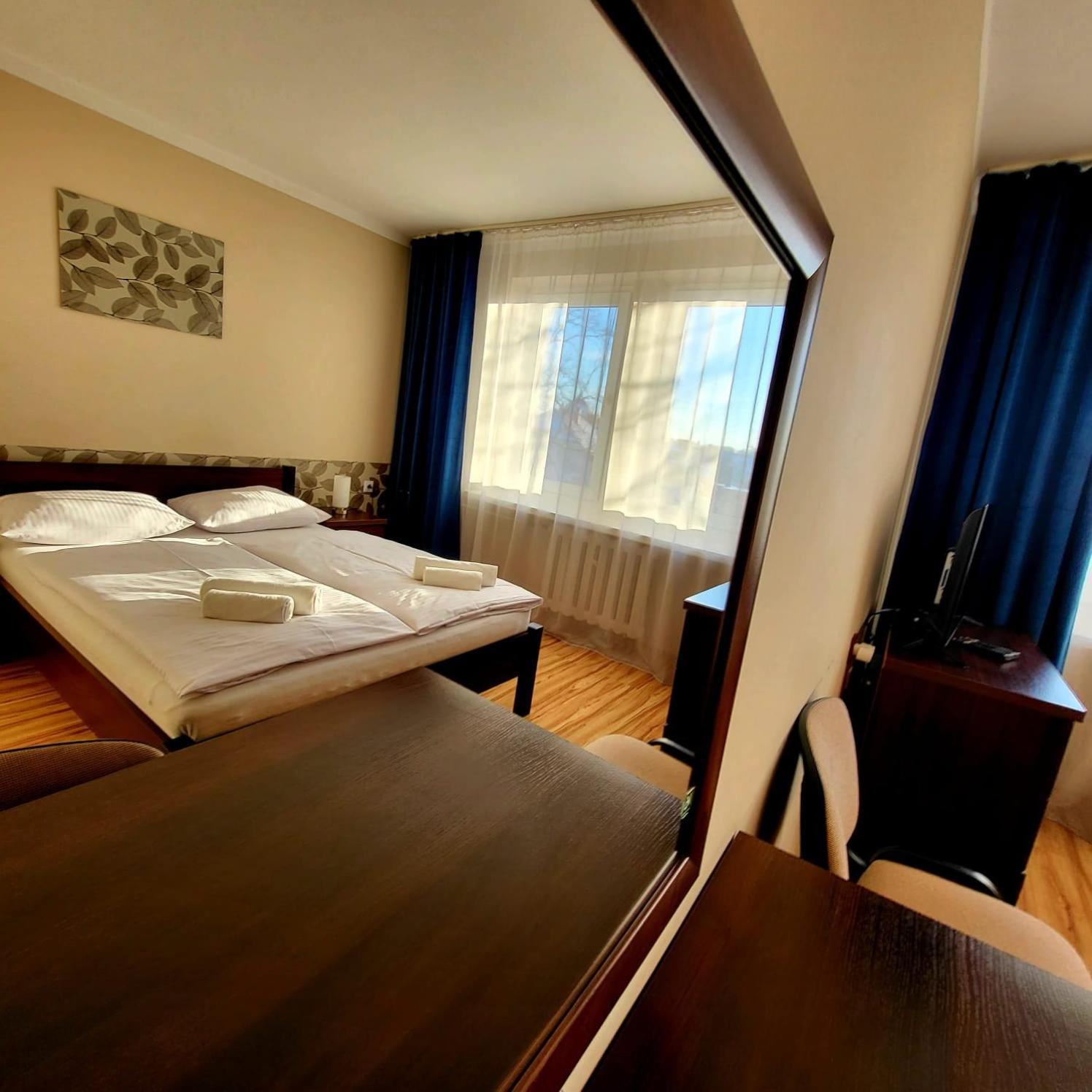 Hotel Piast Myślibórz エクステリア 写真