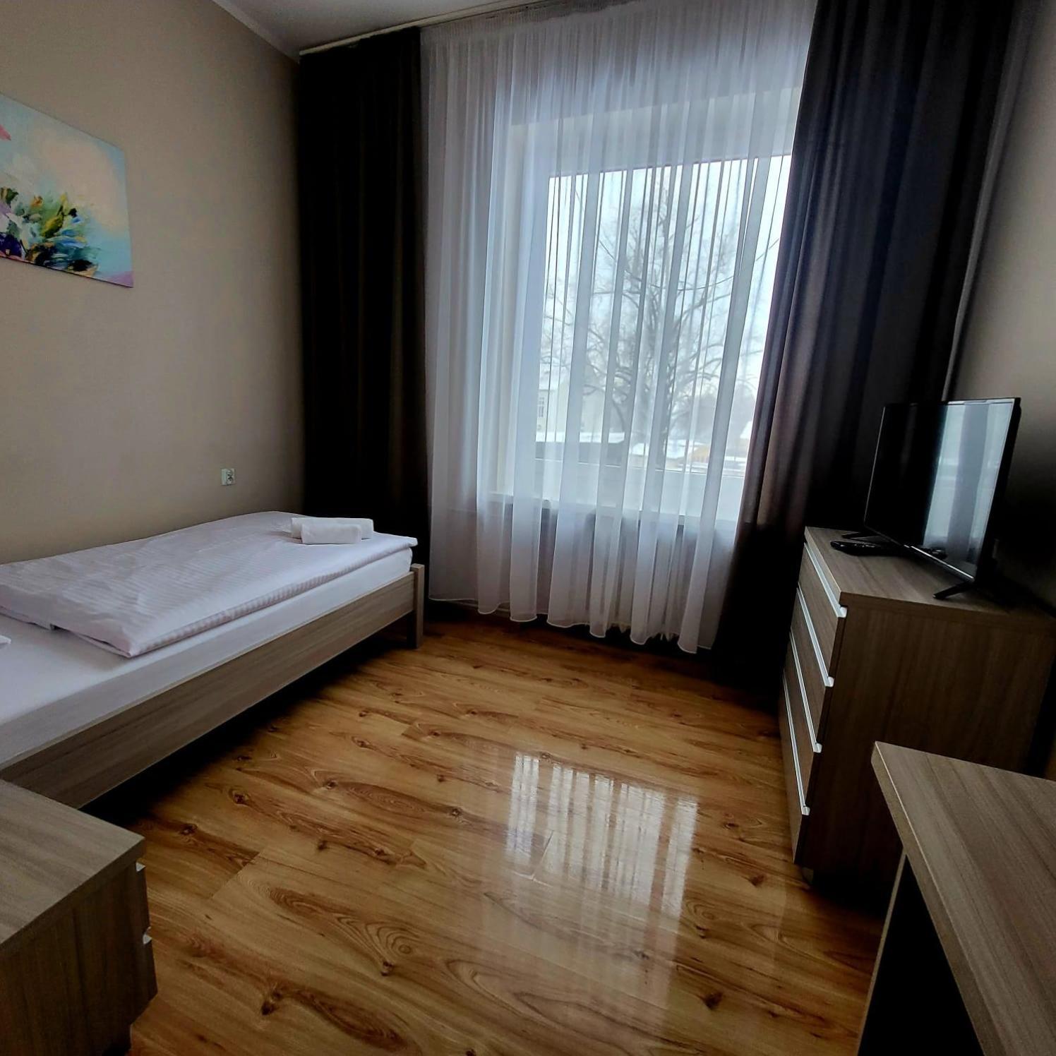 Hotel Piast Myślibórz エクステリア 写真