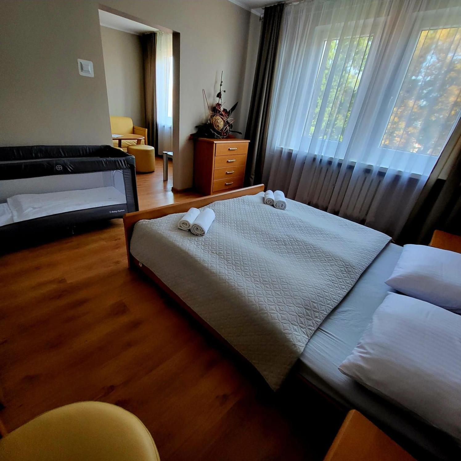 Hotel Piast Myślibórz エクステリア 写真