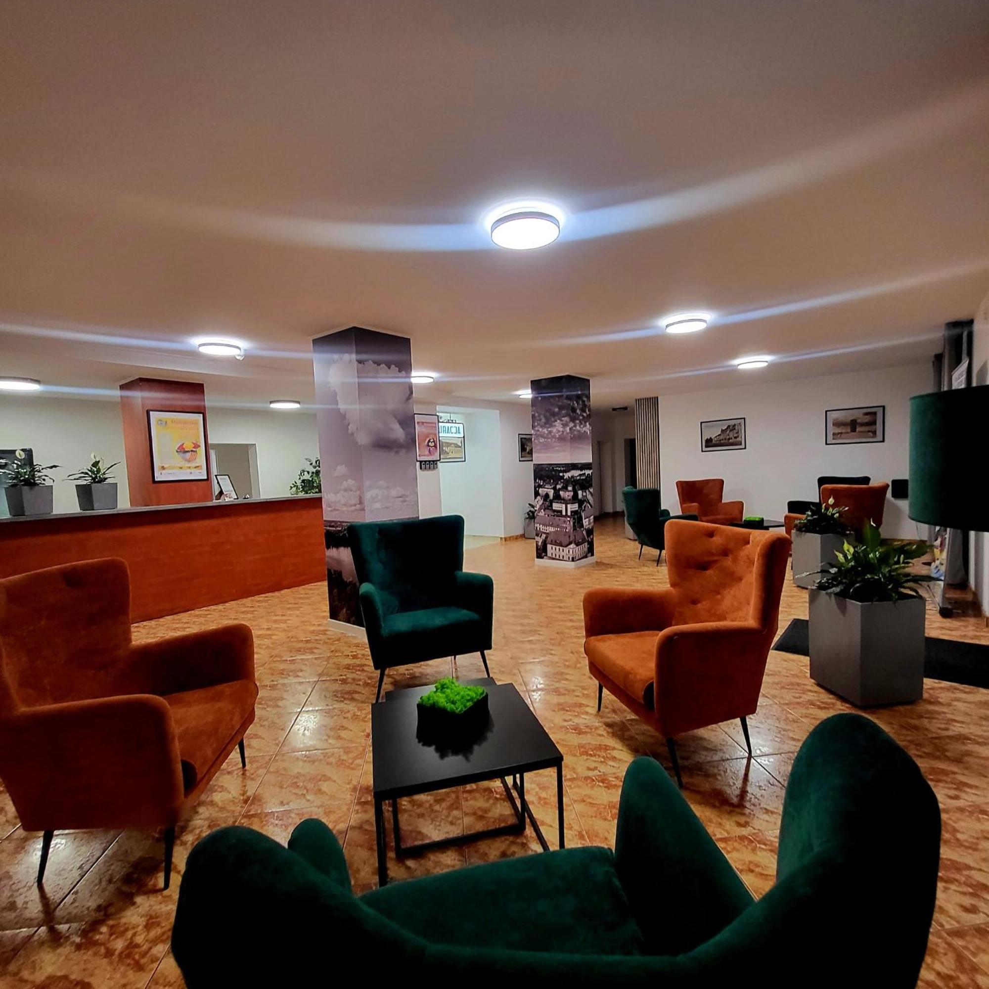 Hotel Piast Myślibórz エクステリア 写真