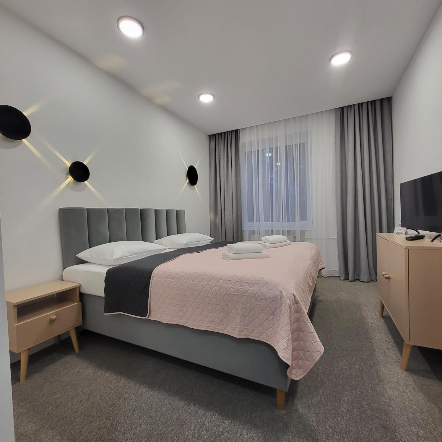 Hotel Piast Myślibórz エクステリア 写真